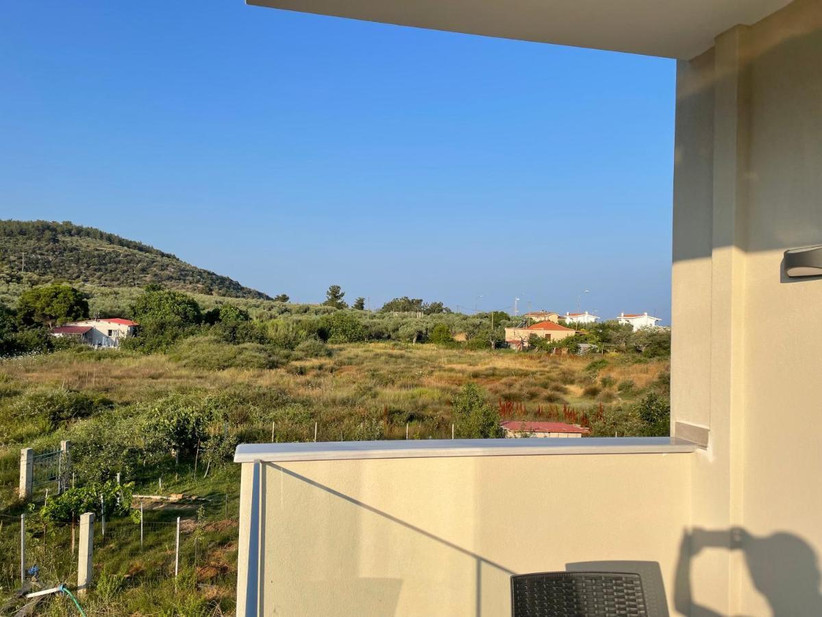 Green Memories Skala Sotiros Exterior photo