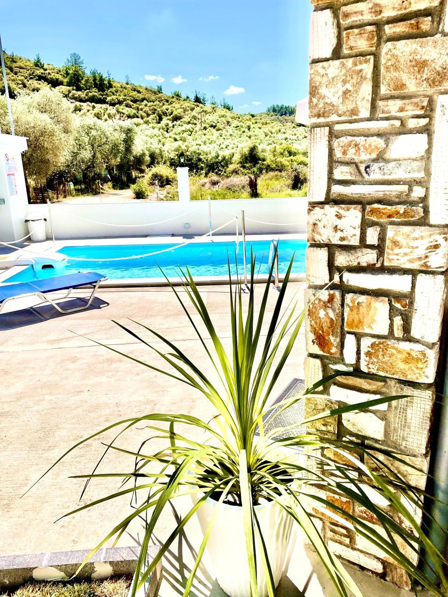 Green Memories Skala Sotiros Exterior photo